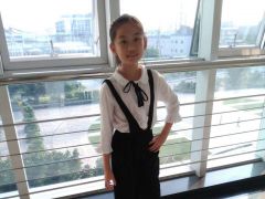 赛事网筑梦童星陈妍形象展示