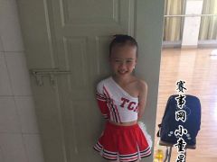 赛事网小童星陈雅诗形象展示